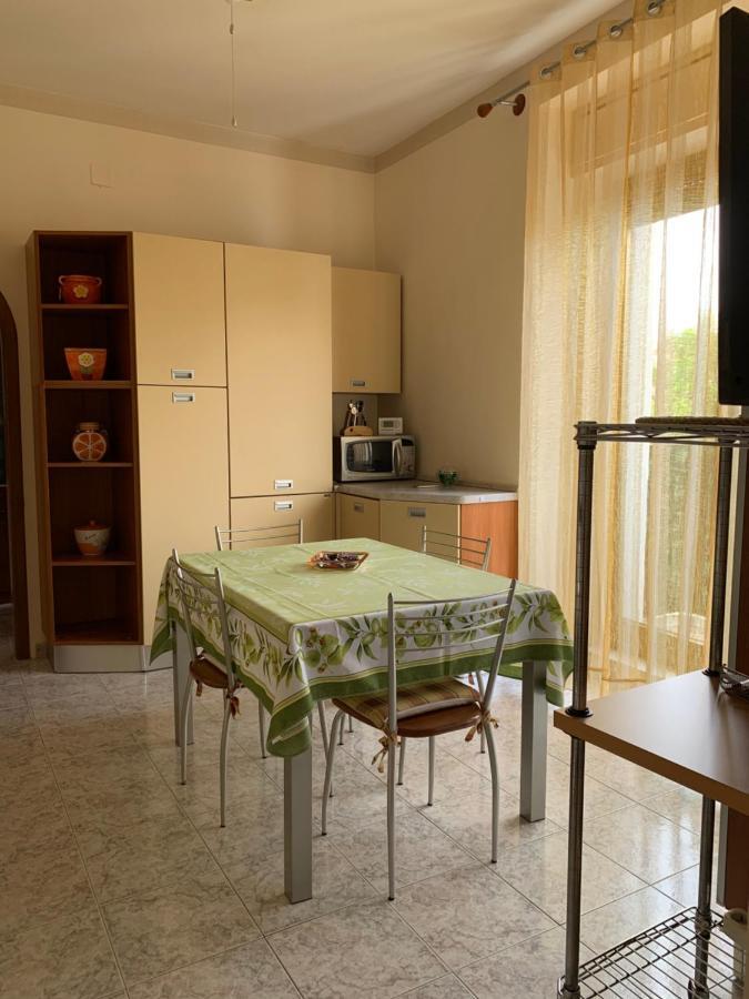 Playa Apartment Katánie Exteriér fotografie
